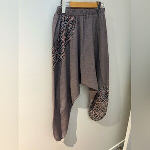 Gray Harem Pants with Geometric Pattern